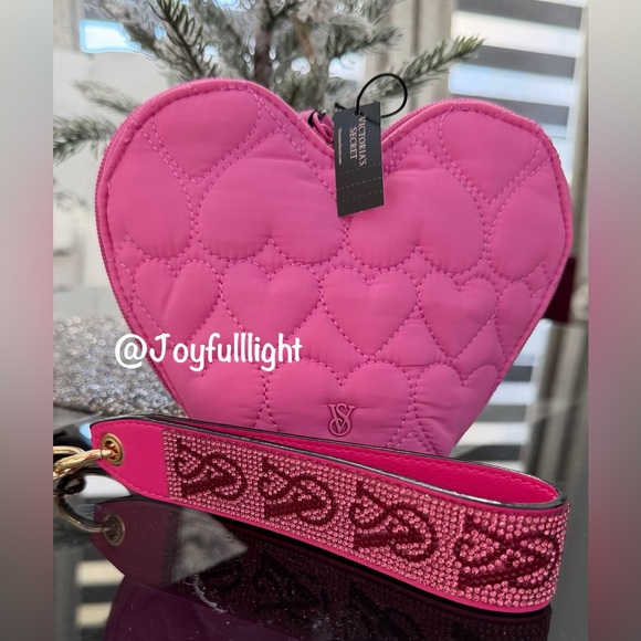 VICTORIA'S SECRET Valentine’s Day Hearts makeup bag and Wristlet keychain - Picture 4 of 4